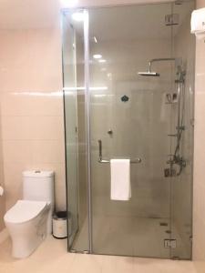 Season Inn - 8
