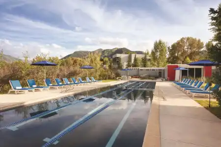 Aspen Meadows Resort - 20