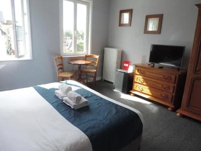 Hôtel le Chantilly - 77