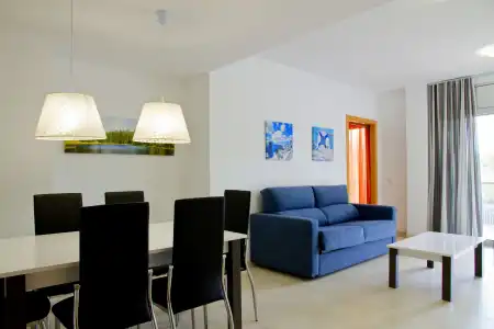 Rentalmar Families Paradise Village - 2