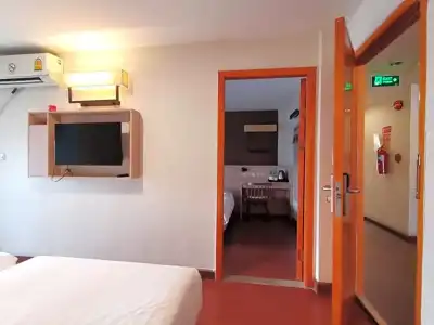 Chiang Roi 7 Days Inn - 68