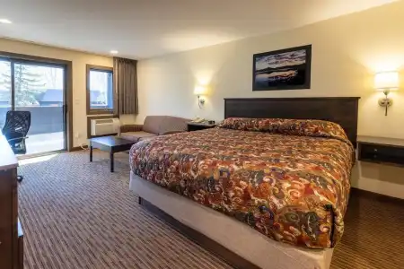 Rabbit Ears Motel - 21