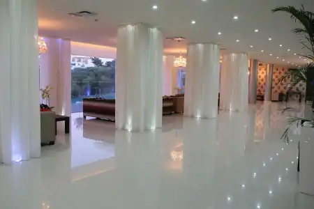 Vrissiana Boutique Beach - 1