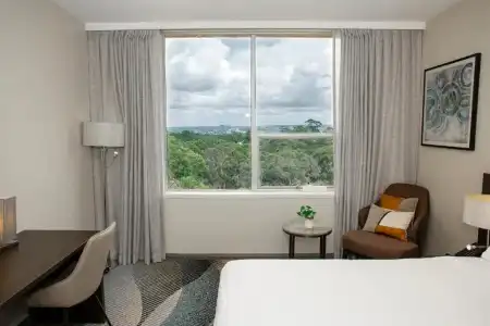 Royal Pacific - 106