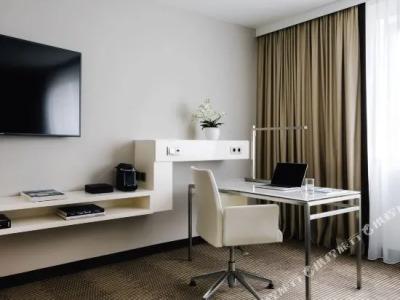 Pullman Berlin Schweizerhof - 57