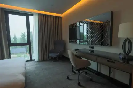 Radisson Blu, - 35