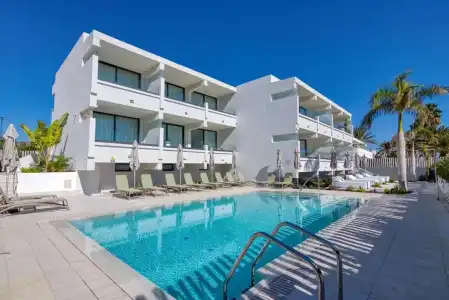 Relaxia Beverly Suites - 7