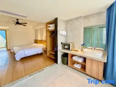 Tropic Towers Apartments - 85