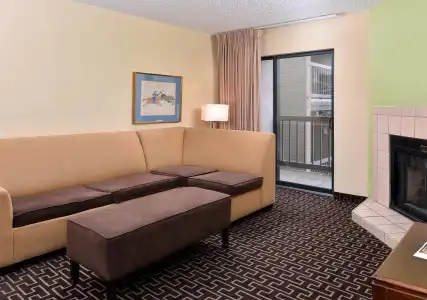 Americas Best Value Inn & Suites Extended Stay Tulsa - 2
