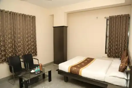 Soundarya - 95