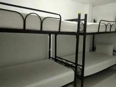 Seventeen Hostel - 25
