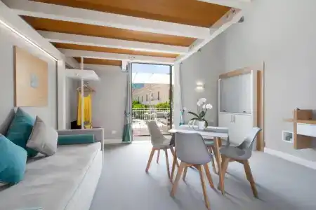 La Piazzetta Guest House - 155