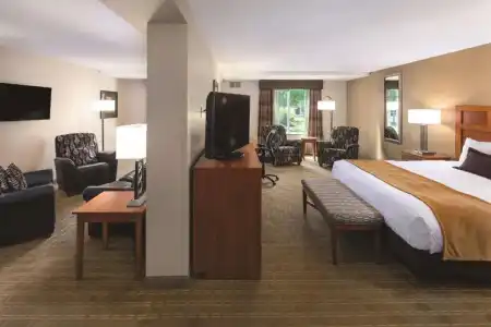 Wyndham Bloomington - Mall of America - 90