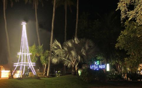 Little Paris Resort - 32
