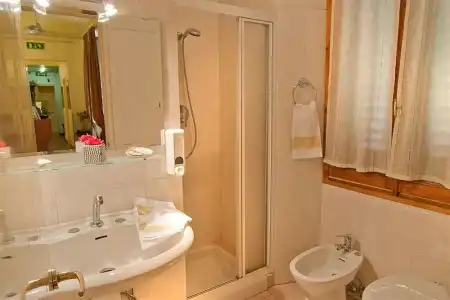 Florence Room - 7