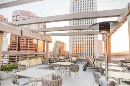 Hilton Garden Inn Phoenix Downtown - 21