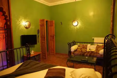 Riad Nour - 2