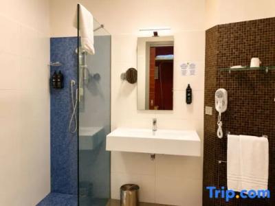 ibis Styles Catania Acireale - 86