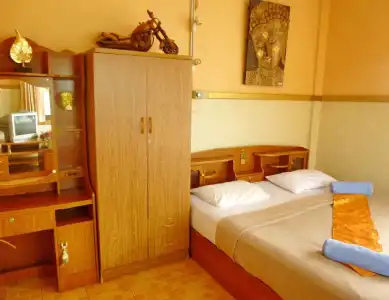Hollanda Montri Guesthouse - 17