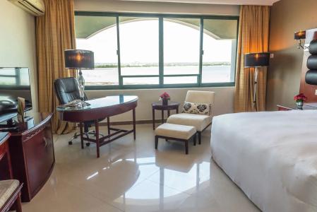The Oyster Bay Suites - 6