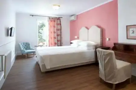 Kouneni Apartments - 1