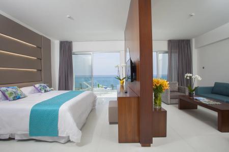 King Evelthon Beach & Resort - 2