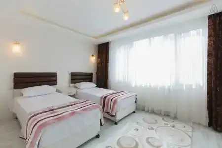 Taximum Suites - 0