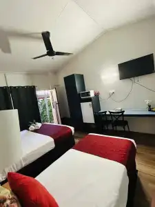 Downs Motel - 71