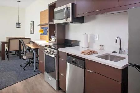TownePlace Suites Orlando Airport - 26