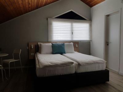 Airport Guest House - 21