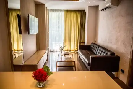 Balcony Seaside Sriracha & Serviced Apartments (SHA Extra Plus) - 153