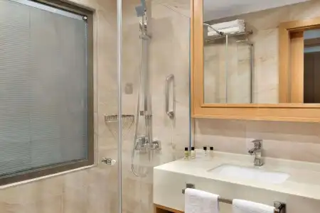Ramada By Wyndham Bursa Çekirge Thermal & Spa - 8