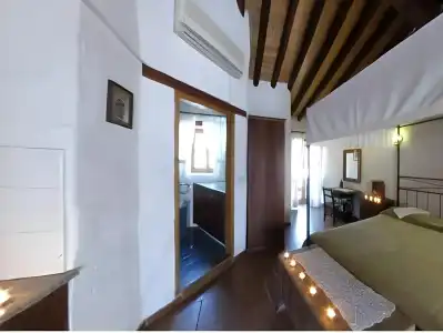 Linos Inn - 36