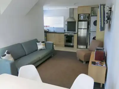 Merivale Manor - 14