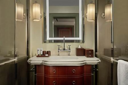 Maxwell Reserve Singapore, Autograph Collection - 59