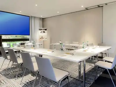 Mercure Caen Centre Port de Plaisance - 17