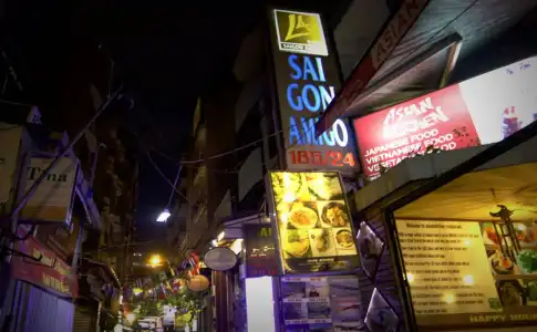 Saigon Amigo - 9