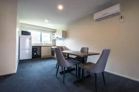 Ellerslie Palms Motel - 68