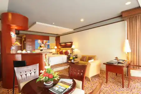 Savoy Homann - 5