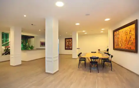 Centrum - 25