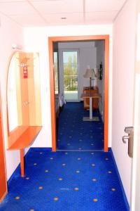 Holiday Resorts - 38