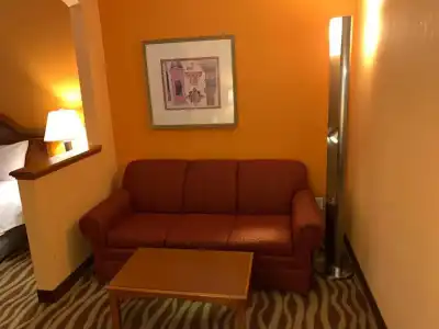 Days Inn & Suites by Wyndham Albany - 29