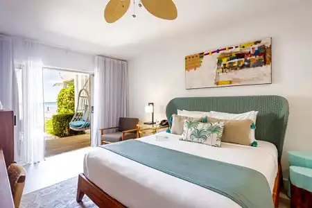 Seapoint Boutique - 95