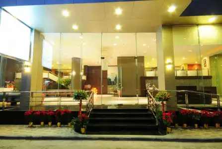 Boss Suites Nana - 24