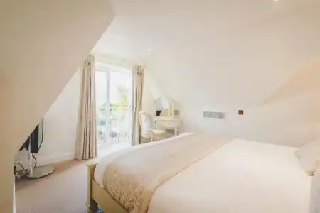 Holm House - 60