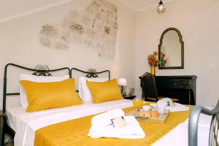 D & Sons Apartments - 81