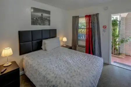 Green Seas Motel - 32