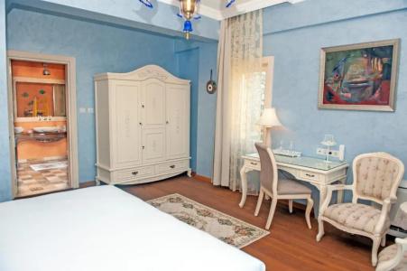 Swan Lake - Adults Only Boutique - 68