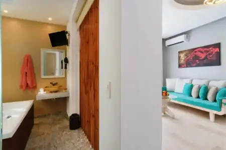 Diamond Luxury Suites - 59