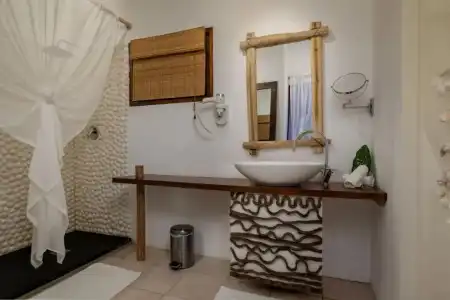 Bliss Praslin - 74